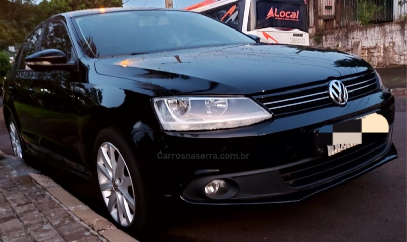 JETTA 2.0 COMFORTLINE FLEX 4P TIPTRONIC - 2012 - NOVO HAMBURGO