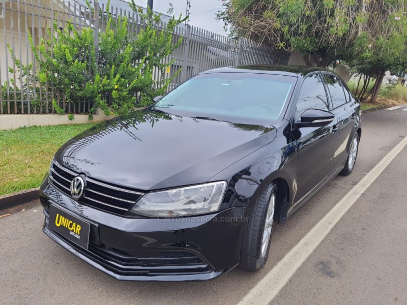 JETTA 2.0 COMFORTLINE FLEX 4P TIPTRONIC - 2015 - PASSO FUNDO