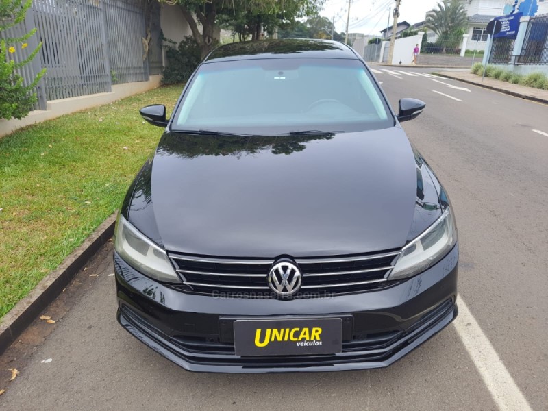 JETTA 2.0 COMFORTLINE FLEX 4P TIPTRONIC - 2015 - PASSO FUNDO