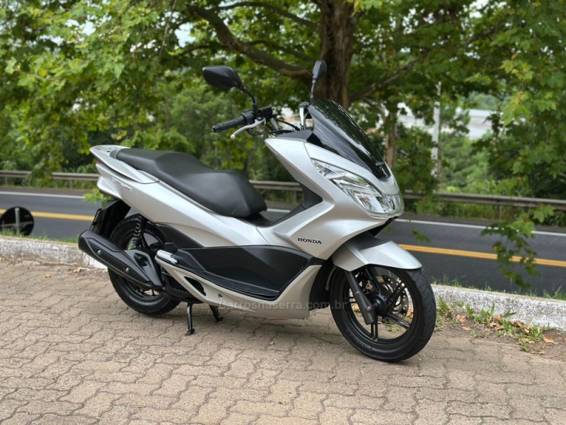 PCX 150 DLX ABS - 2018 - DOIS IRMãOS