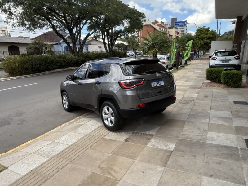 COMPASS 2.0 16V FLEX SPORT AUTOMÁTICO - 2018 - FARROUPILHA