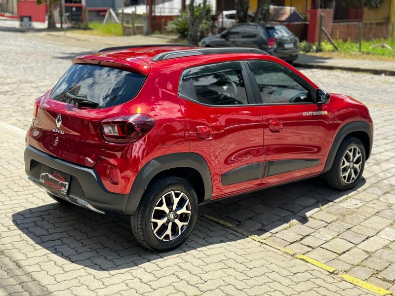 KWID 1.0 12V OUTSIDER FLEX 4P MANUAL - 2023 - CAXIAS DO SUL