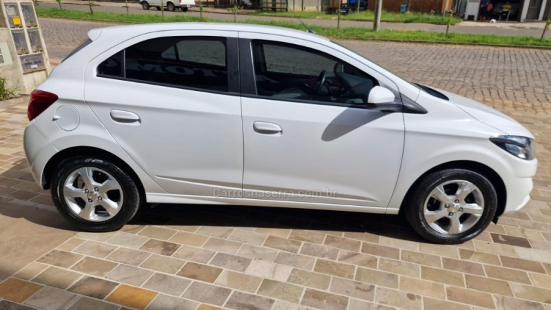 ONIX 1.4 MPFI LT 8V FLEX 4P MANUAL - 2019 - VACARIA