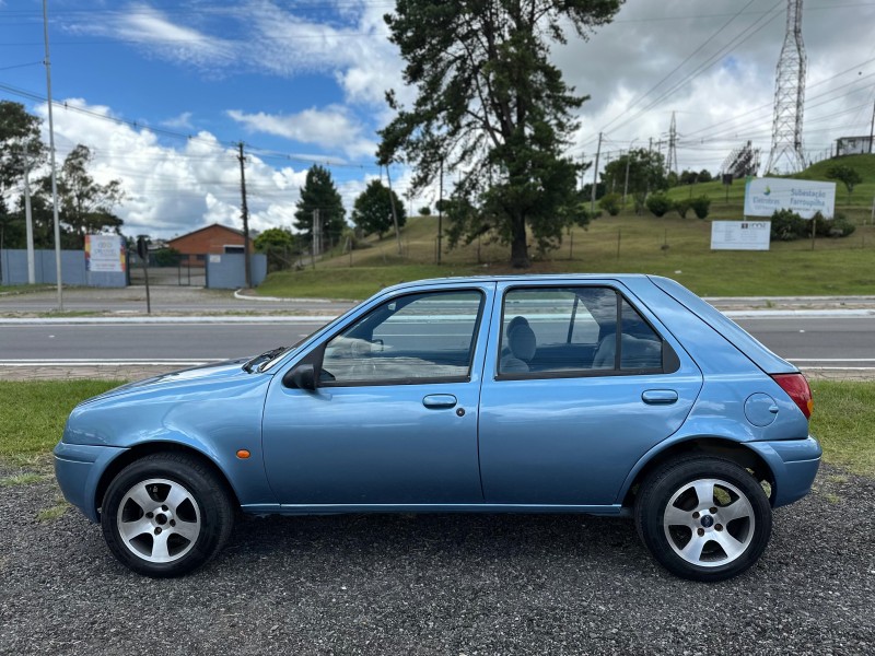 FIESTA 1.6 MPI GLX 8V GASOLINA 4P MANUAL - 2000 - FARROUPILHA