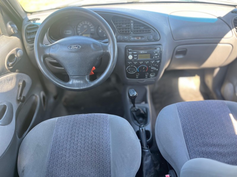 FIESTA 1.6 MPI GLX 8V GASOLINA 4P MANUAL - 2000 - FARROUPILHA