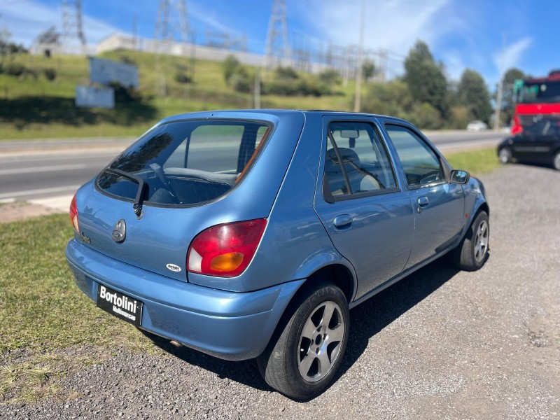 FIESTA 1.6 MPI GLX 8V GASOLINA 4P MANUAL - 2000 - FARROUPILHA