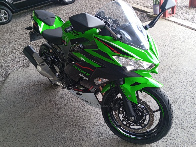 NINJA 400 