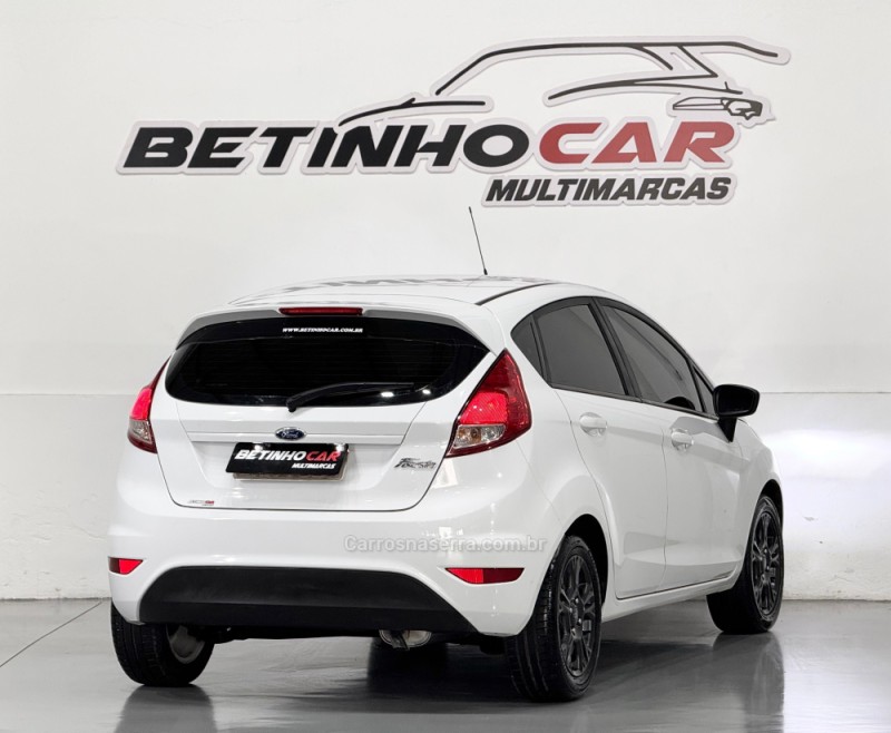 FIESTA 1.5 SE HATCH 16V FLEX 4P MANUAL - 2015 - ESTâNCIA VELHA