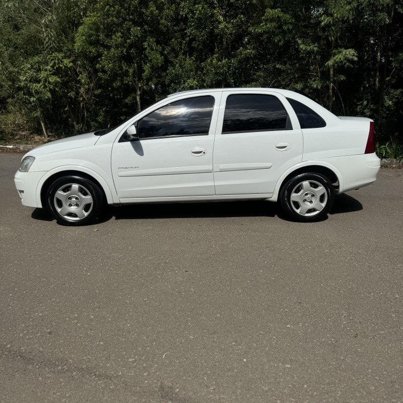 CORSA 1.4 MPFI PREMIUM SEDAN 8V FLEX 4P MANUAL - 2009 - BENTO GONçALVES