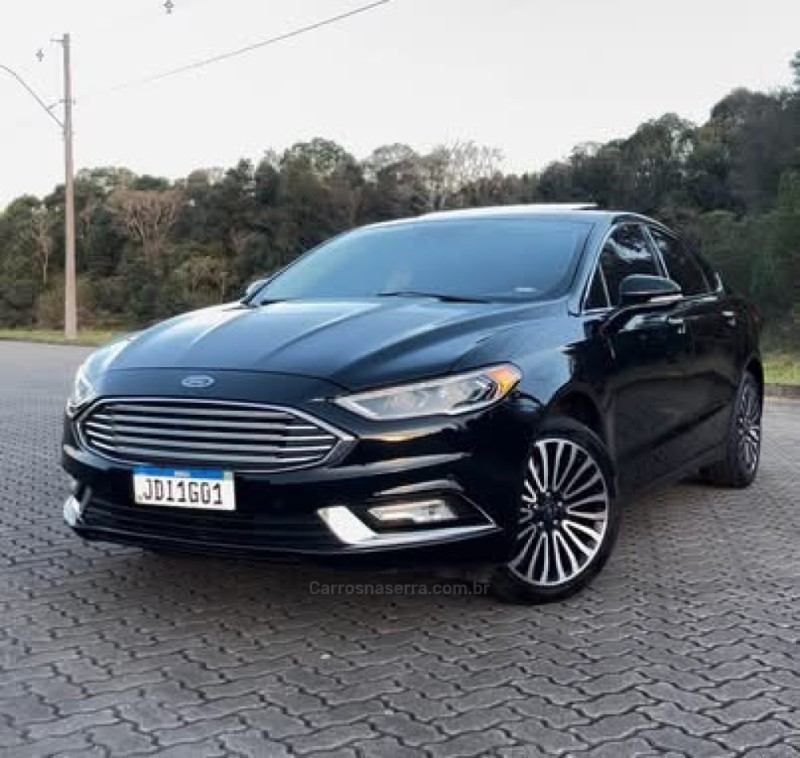 FUSION 2.0 TITANIUM AWD 16V GASOLINA 4P AUTOMÁTICO - 2017 - GARIBALDI