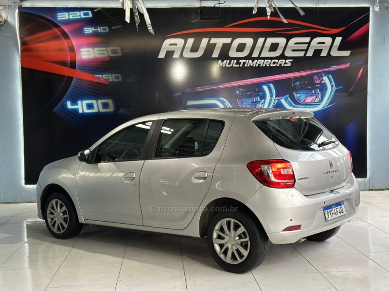 SANDERO 1.6 EXPRESSION 8V FLEX 4P MANUAL - 2017 - NOVO HAMBURGO
