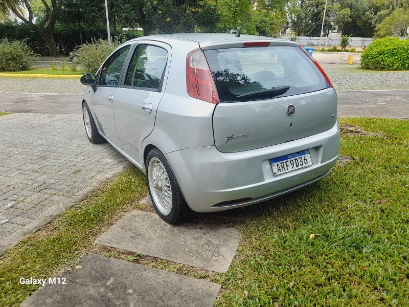 PUNTO 1.4 8V FLEX 4P MANUAL - 2009 - FARROUPILHA