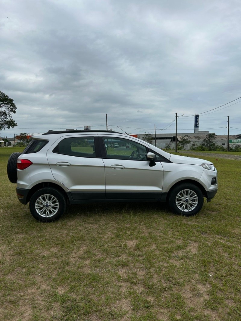 ECOSPORT 1.6 SE 16V FLEX 4P MANUAL - 2016 - SOMBRIO