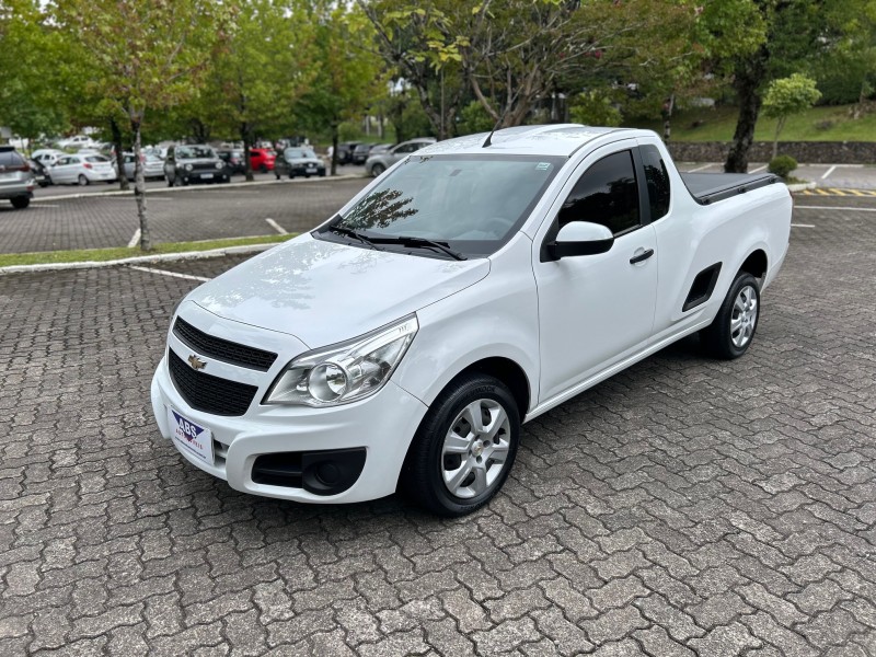 MONTANA 1.4 MPFI LS CS 8V FLEX 2P MANUAL