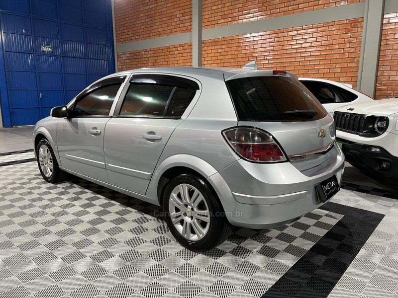 VECTRA 2.0 MPFI GT HATCH 8V FLEX 4P MANUAL - 2009 - BENTO GONçALVES