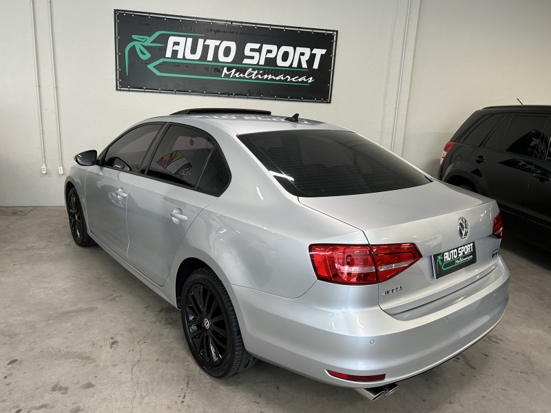 JETTA 2.0 COMFORTLINE FLEX 4P TIPTRONIC - 2015 - CAXIAS DO SUL