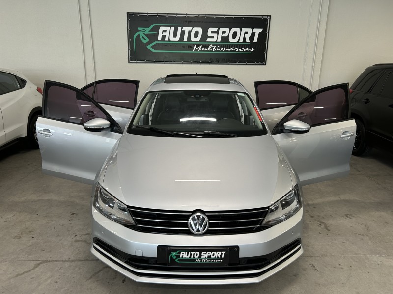 JETTA 2.0 COMFORTLINE FLEX 4P TIPTRONIC - 2015 - CAXIAS DO SUL