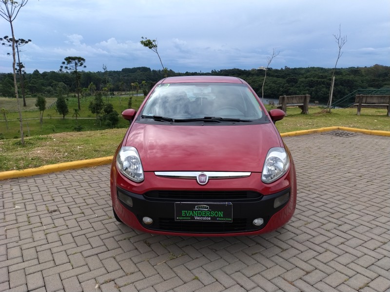 PUNTO 1.4 ATTRACTIVE 8V FLEX 4P MANUAL - 2013 - CAXIAS DO SUL