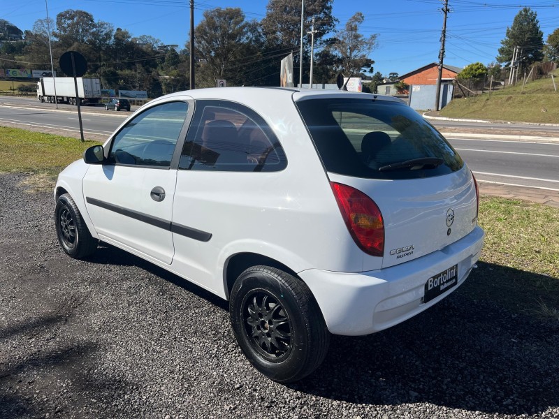 CELTA 1.0 MPFI SUPER 8V GASOLINA 2P MANUAL - 2003 - FARROUPILHA