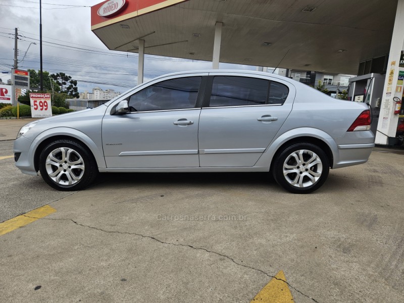 VECTRA 2.0 MPFI ELEGANCE 8V 140CV FLEX 4P MANUAL - 2010 - CAXIAS DO SUL