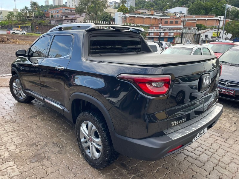 TORO 2.0 16V TURBO DIESEL VOLCANO 4WD AUTOMÁTICO - 2017 - CAXIAS DO SUL