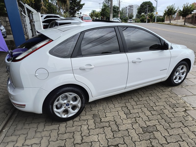 FOCUS 2.0 TITANIUM HATCH 16V FLEX 4P MANUAL - 2011 - BENTO GONçALVES