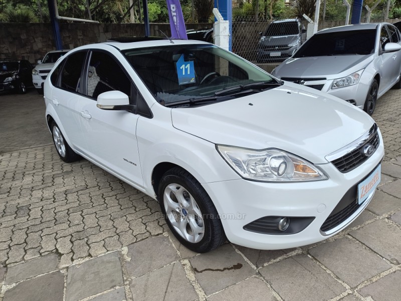 FOCUS 2.0 TITANIUM HATCH 16V FLEX 4P MANUAL - 2011 - BENTO GONçALVES