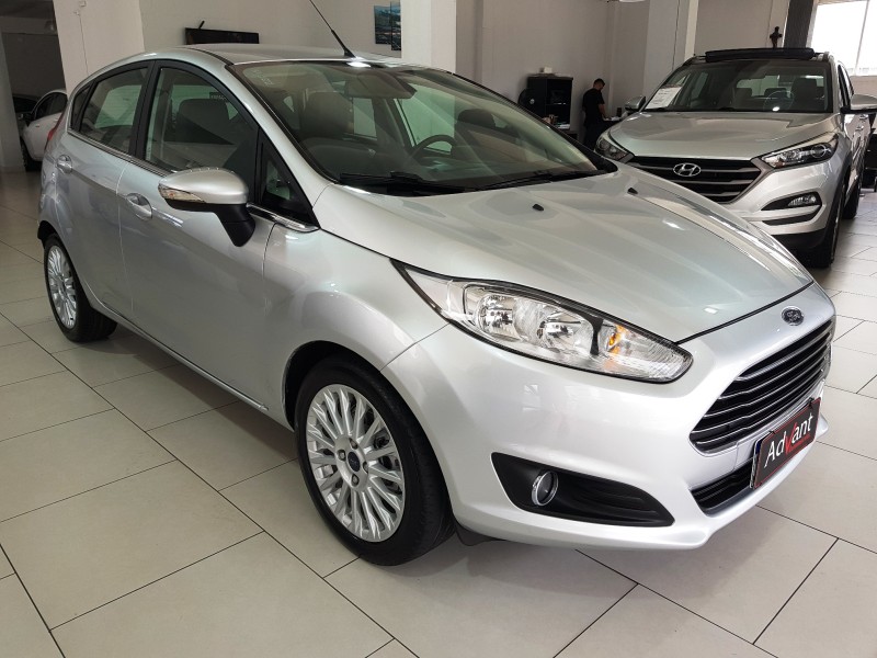 FIESTA 1.6 TITANIUM HATCH 16V FLEX 4P AUTOMÁTICO - 2015 - CAXIAS DO SUL