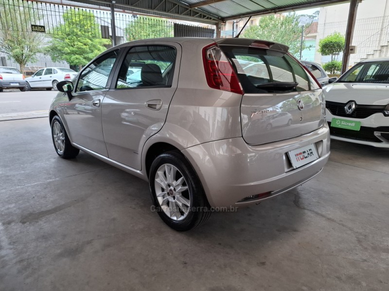 PUNTO 1.6 ESSENCE 16V FLEX 4P MANUAL - 2011 - GARIBALDI