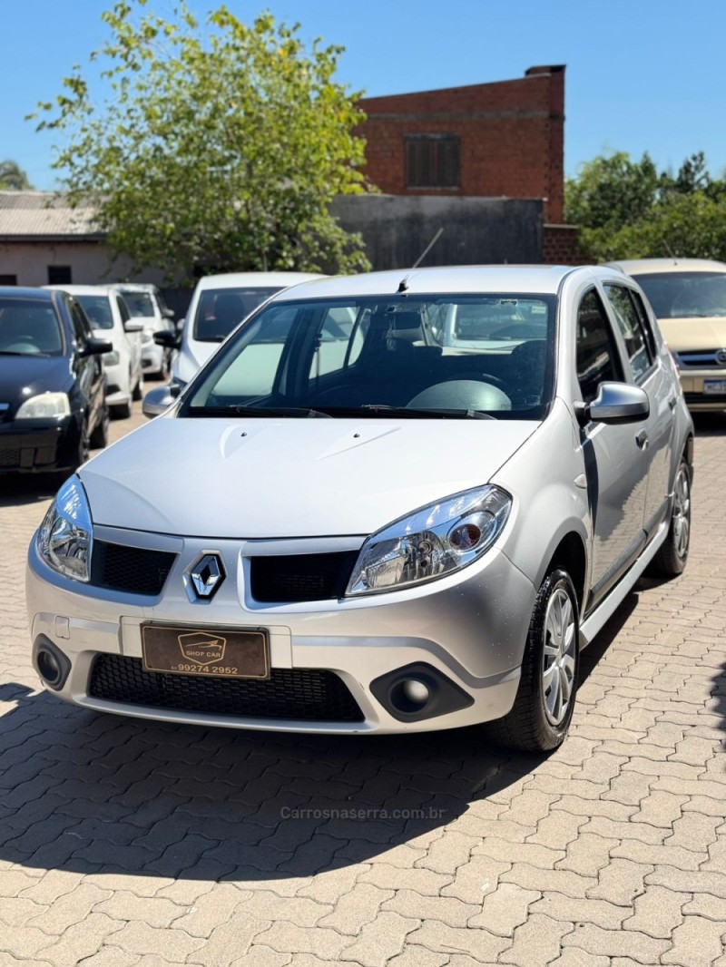 SANDERO 1.6 EXPRESSION 16V FLEX 4P MANUAL - 2011 - MONTENEGRO