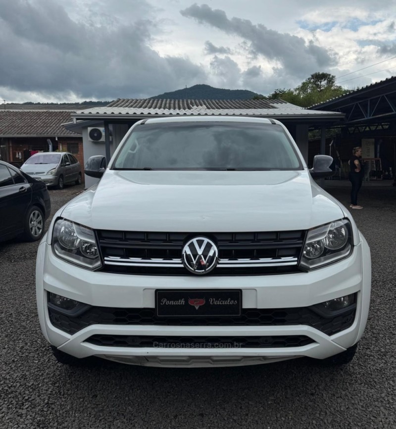 AMAROK 2.0 TRENDLINE 4X4 CD 16V TURBO INTERCOOLER DIESEL 4P AUTOMÁTICO - 2018 - IGREJINHA