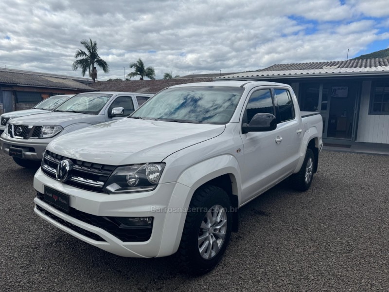 AMAROK 2.0 TRENDLINE 4X4 CD 16V TURBO INTERCOOLER DIESEL 4P AUTOMÁTICO