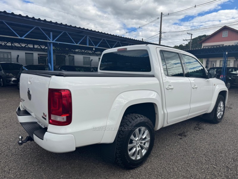 AMAROK 2.0 TRENDLINE 4X4 CD 16V TURBO INTERCOOLER DIESEL 4P AUTOMÁTICO - 2018 - IGREJINHA
