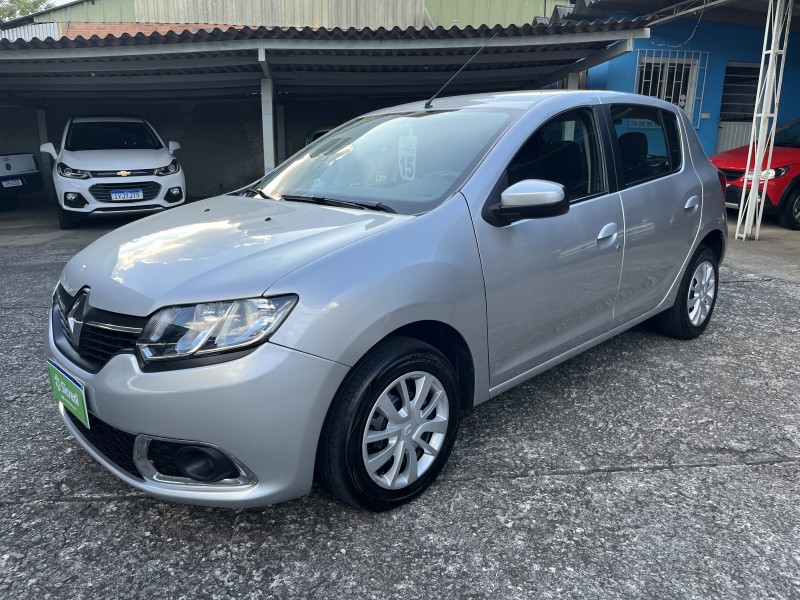 SANDERO 1.6 EXPRESSION 8V FLEX 4P MANUAL - 2015 - GARIBALDI