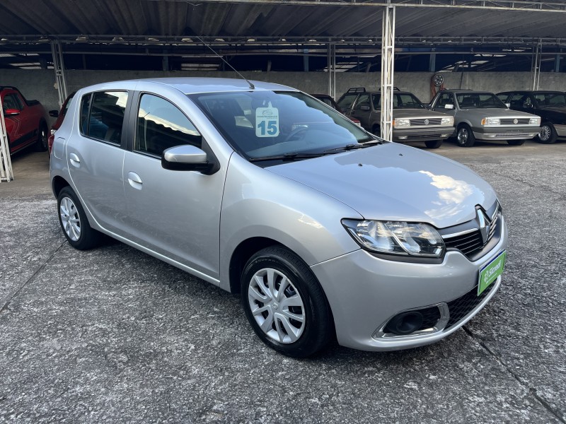 SANDERO 1.6 EXPRESSION 8V FLEX 4P MANUAL - 2015 - GARIBALDI