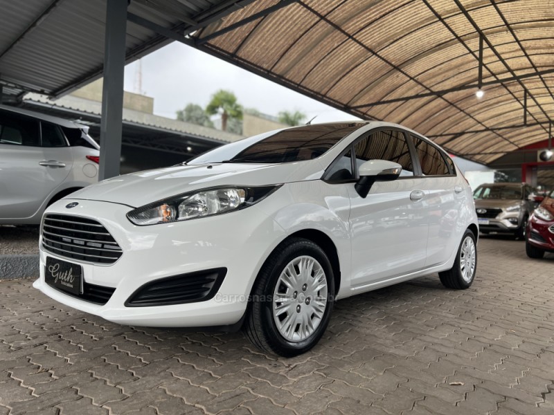 FIESTA 1.6 SE HATCH 16V FLEX 4P MANUAL - 2017 - BOM PRINCíPIO