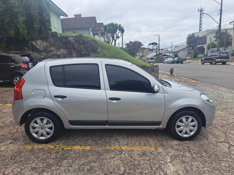 SANDERO 1.6 EXPRESSION 8V FLEX 4P MANUAL - 2011 - FARROUPILHA