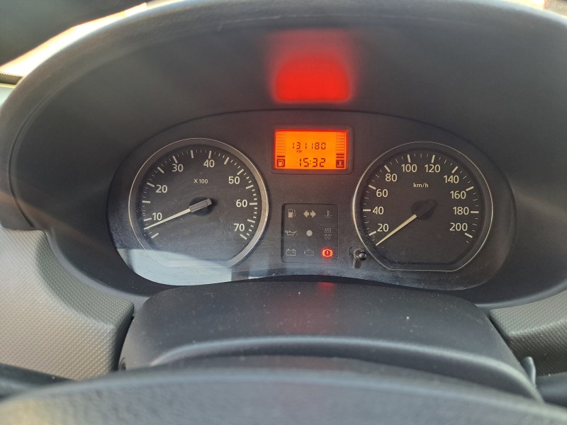 SANDERO 1.6 EXPRESSION 8V FLEX 4P MANUAL - 2011 - FARROUPILHA