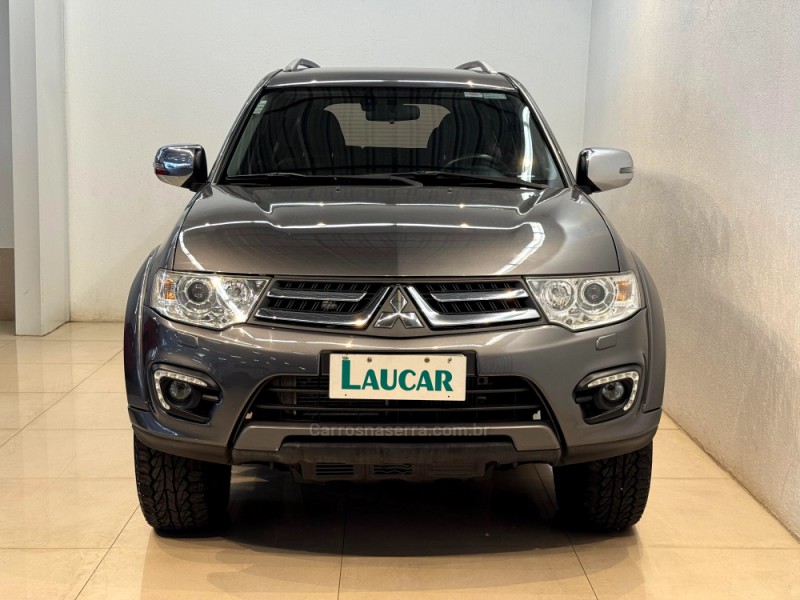 PAJERO DAKAR 3.2 HPE S 4X4 7 LUGARES 16V TURBO INTERCOOLER DIESEL 4P AUTOMÁTICO - 2017 - CASCA