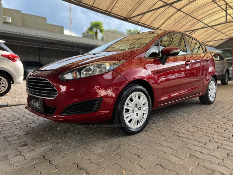 FIESTA 1.6 SE HATCH 16V FLEX 4P MANUAL - 2017 - BOM PRINCíPIO