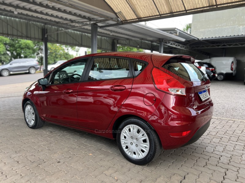 FIESTA 1.6 SE HATCH 16V FLEX 4P MANUAL - 2017 - BOM PRINCíPIO