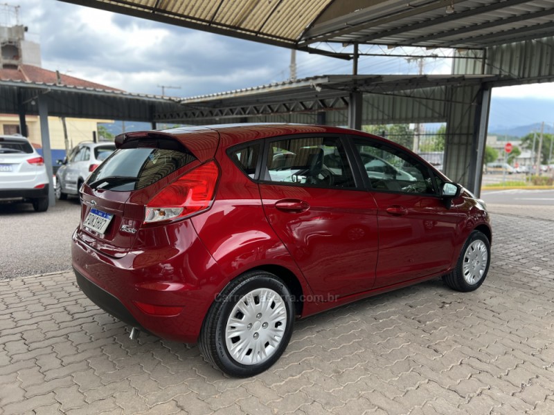 FIESTA 1.6 SE HATCH 16V FLEX 4P MANUAL - 2017 - BOM PRINCíPIO