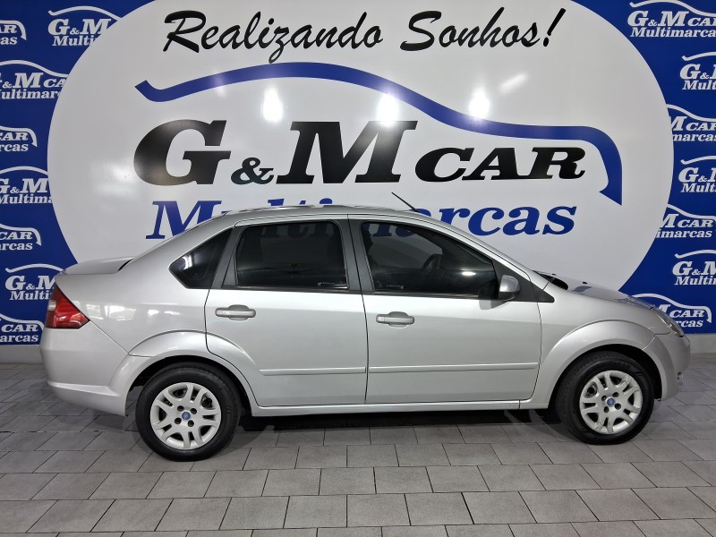 FIESTA 1.6 MPI SEDAN 8V FLEX 4P MANUAL - 2007 - SãO SEBASTIãO DO CAí