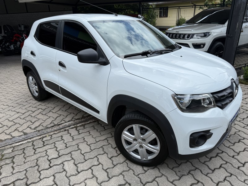 KWID 1.0 12V SCE FLEX ZEN MANUAL - 2020 - NOVA PETRóPOLIS