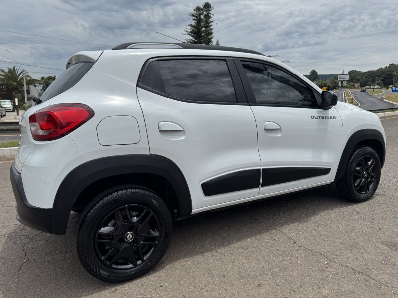 KWID 1.0 12V OUTSIDER FLEX 4P MANUAL - 2021 - DOIS IRMãOS