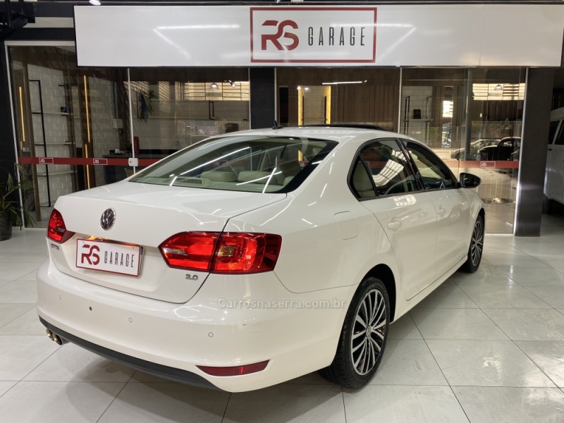 JETTA 2.0 COMFORTLINE FLEX 4P TIPTRONIC - 2013 - NOVO HAMBURGO