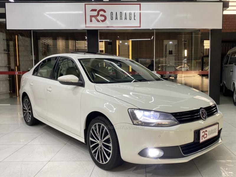 JETTA 2.0 COMFORTLINE FLEX 4P TIPTRONIC - 2013 - NOVO HAMBURGO