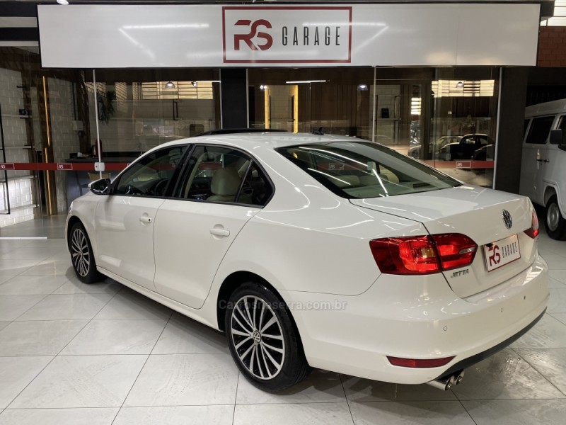 JETTA 2.0 COMFORTLINE FLEX 4P TIPTRONIC - 2013 - NOVO HAMBURGO