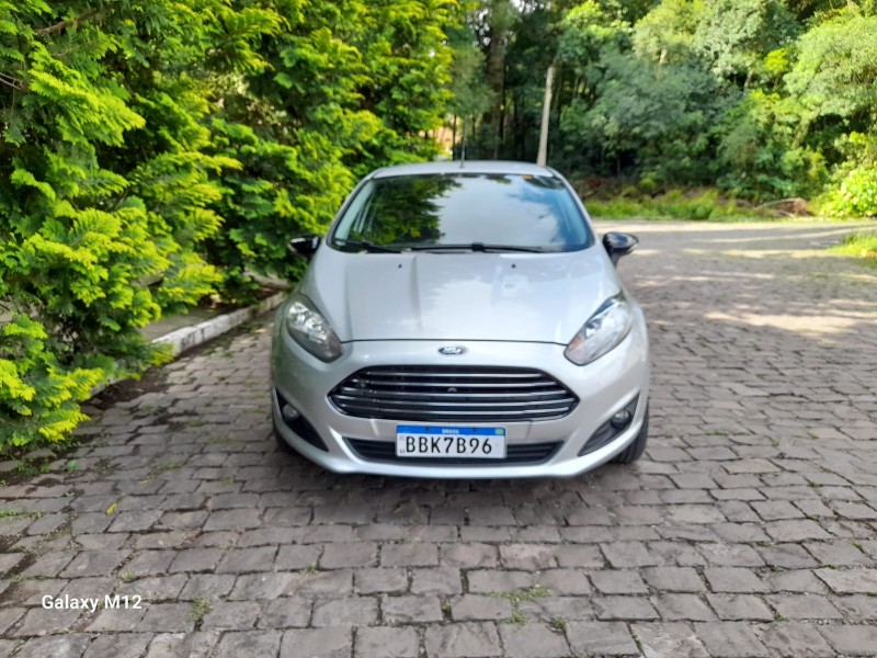 FIESTA 1.6 SEL HATCH 16V FLEX 4P AUTOMÁTICO - 2017 - FARROUPILHA
