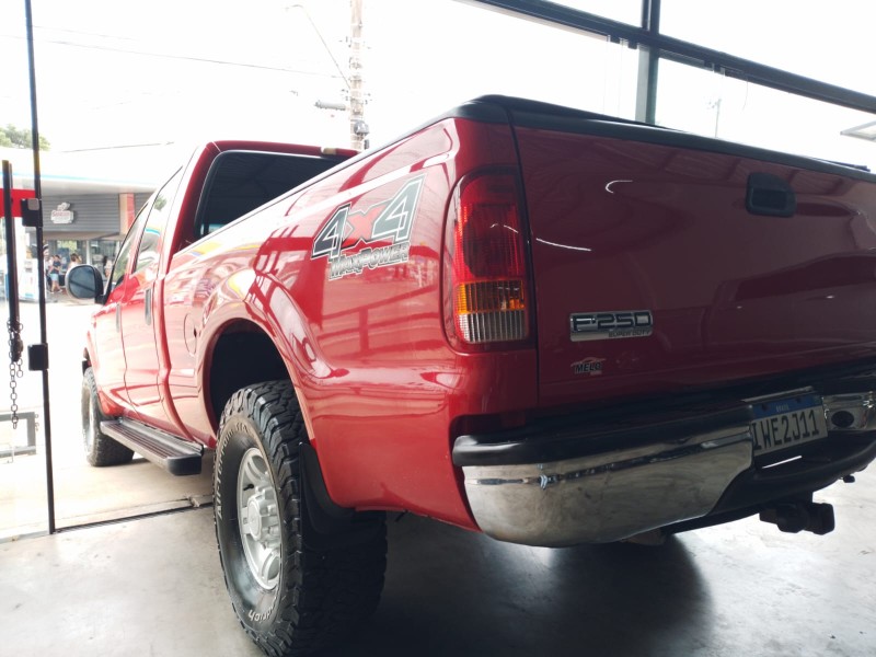 F-250 3.9 XLT MAX POWER 4X4 CD DIESEL 4P MANUAL - 2010 - VACARIA